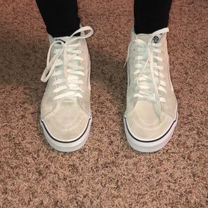women’s vans creme Sk8-Hi shoes